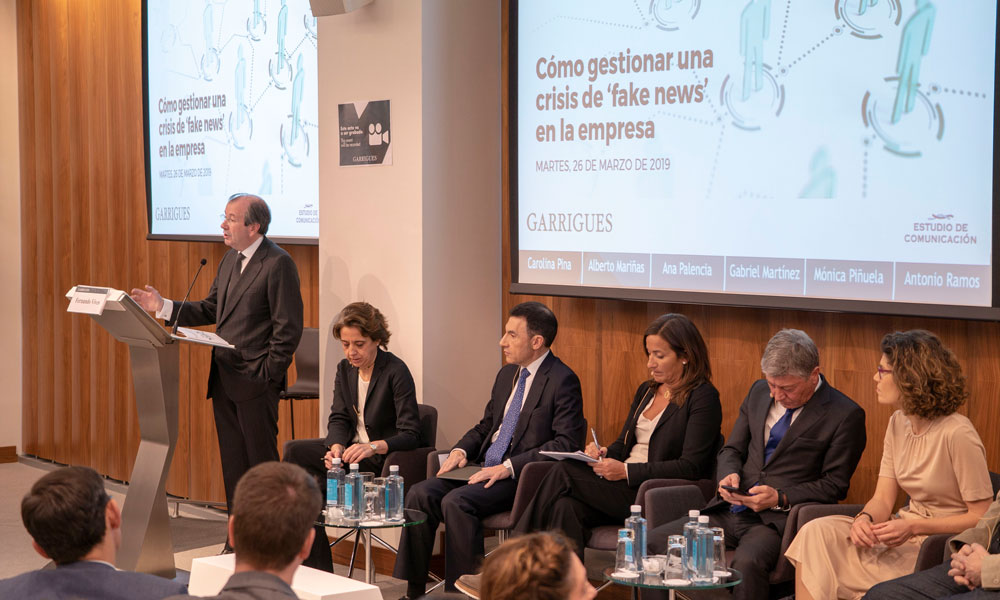 Fernando Vives
         Garrigues executive chairman
         opens the event.